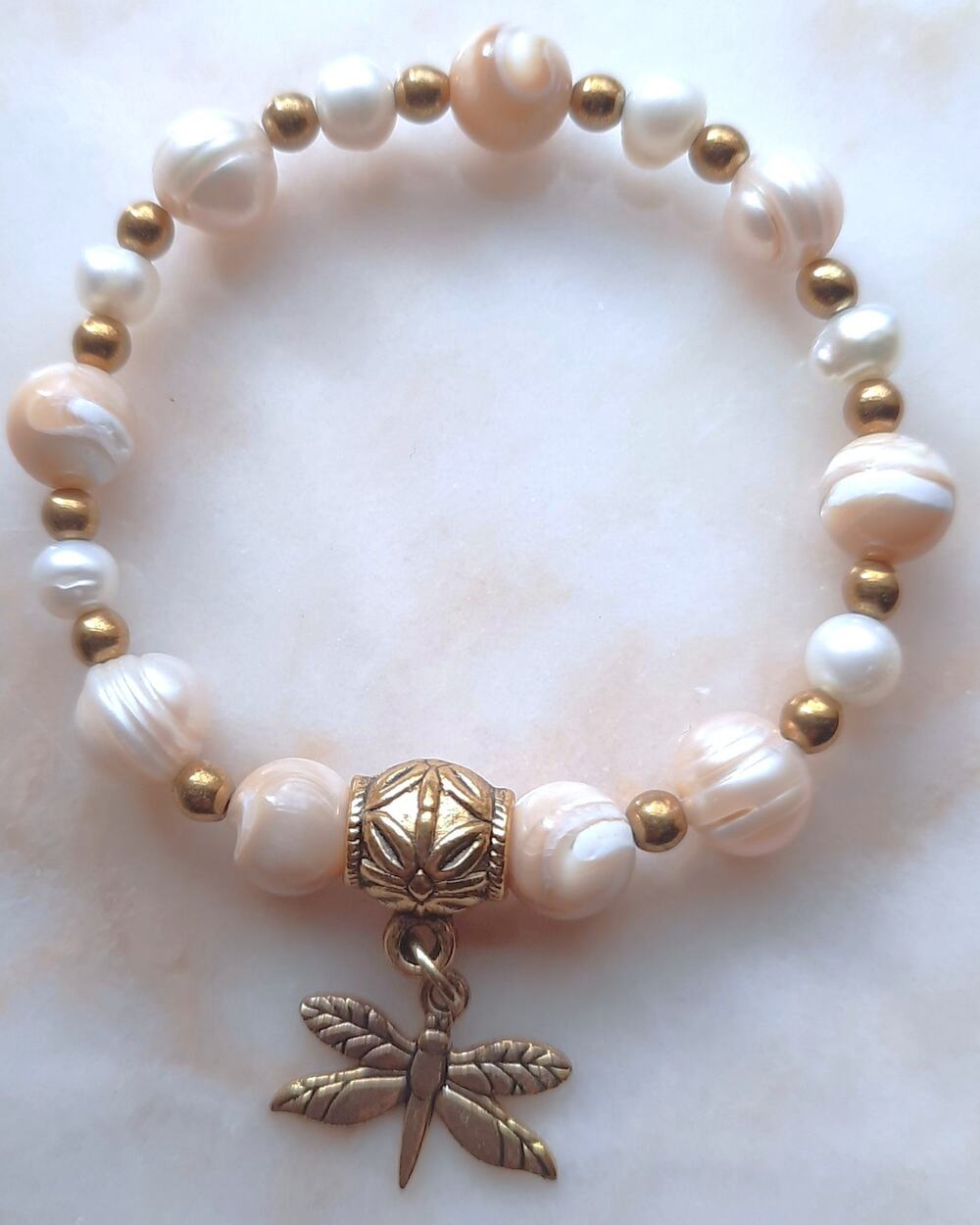 Artisan Freshwater Pearl Bracelet MOP Stretch Gold Dragonfly Charm Beaded Sz 6